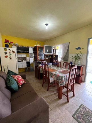 Imagem Casa com 4 Quartos à Venda, 250 m² em Centro - Penha Imagem Casa com 4 Quartos à Venda, 250 m² em Centro - Penha