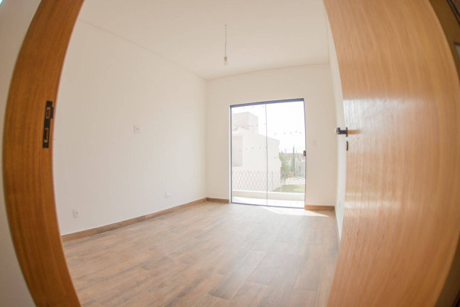 Imagem Sobrado com 3 Quartos à Venda,  em Jardim Oásis - Taubaté