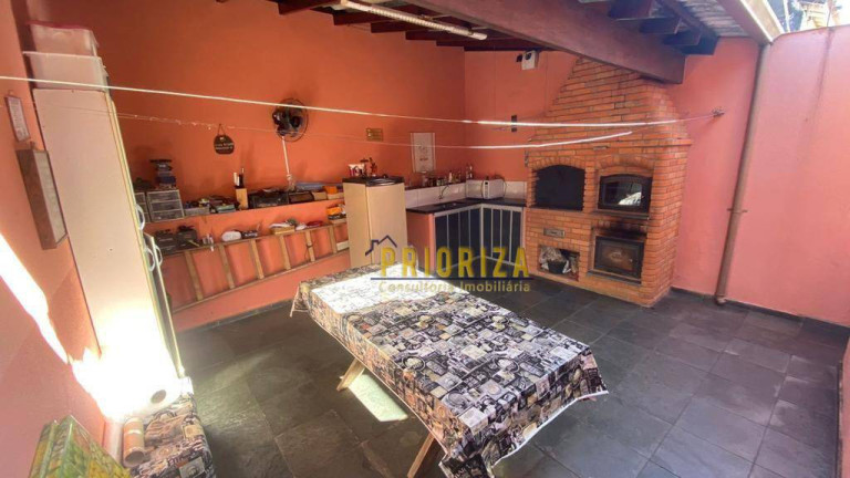 Imagem Casa com 3 Quartos à Venda, 210 m² em Vila Barcelona - Sorocaba Imagem Casa com 3 Quartos à Venda, 210 m² em Vila Barcelona - Sorocaba