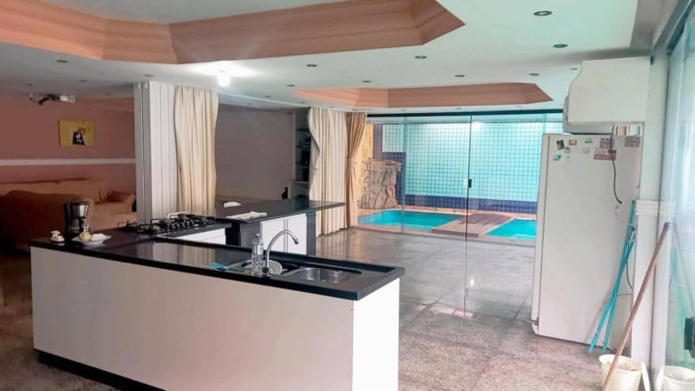 Imagem Casa com 7 Quartos à Venda, 800 m² em Interlagos - São Paulo