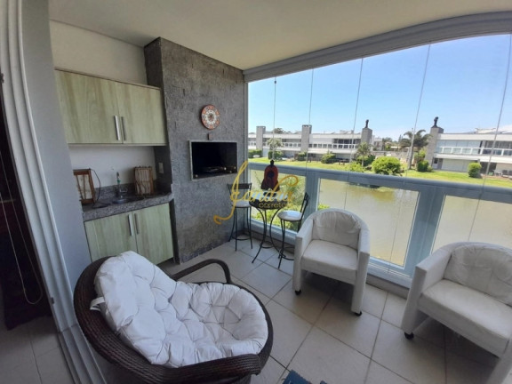 Imagem Apartamento com 4 Quartos à Venda, 188 m² em Centro - Xangri-la