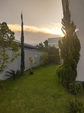 Imagem Casa com 3 Quartos à Venda, 420 m² em Centro - Tijucas Imagem Casa com 3 Quartos à Venda, 420 m² em Centro - Tijucas
