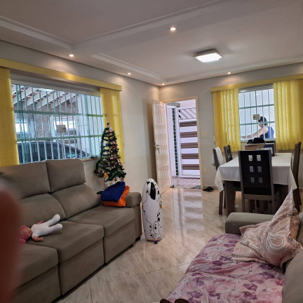 Imagem Casa com 3 Quartos à Venda, em Maracanã - Praia Grande Imagem Casa com 3 Quartos à Venda, em Maracanã - Praia Grande