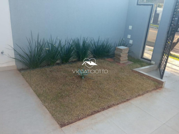 Imagem Casa com 3 Quartos à Venda, em Jardim Diamante - Maringá Imagem Casa com 3 Quartos à Venda, em Jardim Diamante - Maringá
