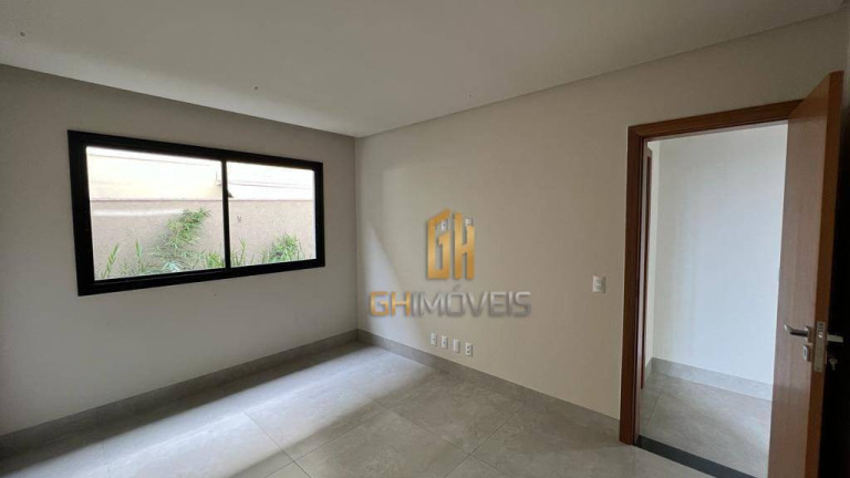 Imagem Sobrado com 4 Quartos à Venda, 277 m² em Jardins Madri - Goiânia