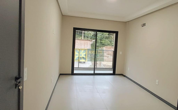 Imagem Casa com 2 Quartos à Venda, 140 m² em Bombas - Bombinhas Imagem Casa com 2 Quartos à Venda, 140 m² em Bombas - Bombinhas