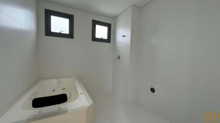 Imagem Apartamento com 4 Quartos à Venda, 182 m² em Centro - Balneário Camboriú Imagem Apartamento com 4 Quartos à Venda, 182 m² em Centro - Balneário Camboriú