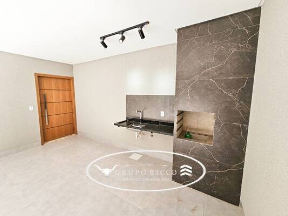 Imagem Casa com 3 Quartos à Venda, 100 m² em Jardim Itaipu - Goiânia Imagem Casa com 3 Quartos à Venda, 100 m² em Jardim Itaipu - Goiânia