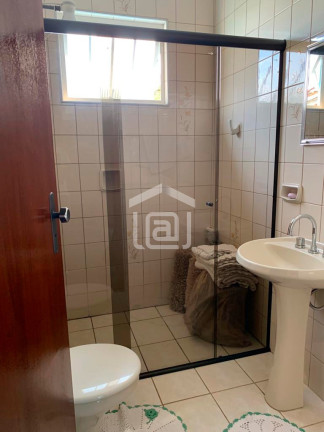 Imagem Casa com 2 Quartos à Venda, 296 m² em Santana Do Pedregal - Poços De Caldas Imagem Casa com 2 Quartos à Venda, 296 m² em Santana Do Pedregal - Poços De Caldas
