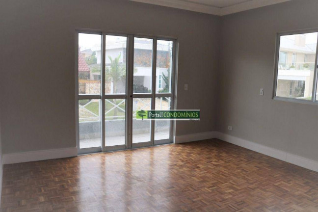 Imagem Casa com 6 Quartos à Venda, 435 m² em Uberaba - Curitiba Imagem Casa com 6 Quartos à Venda, 435 m² em Uberaba - Curitiba