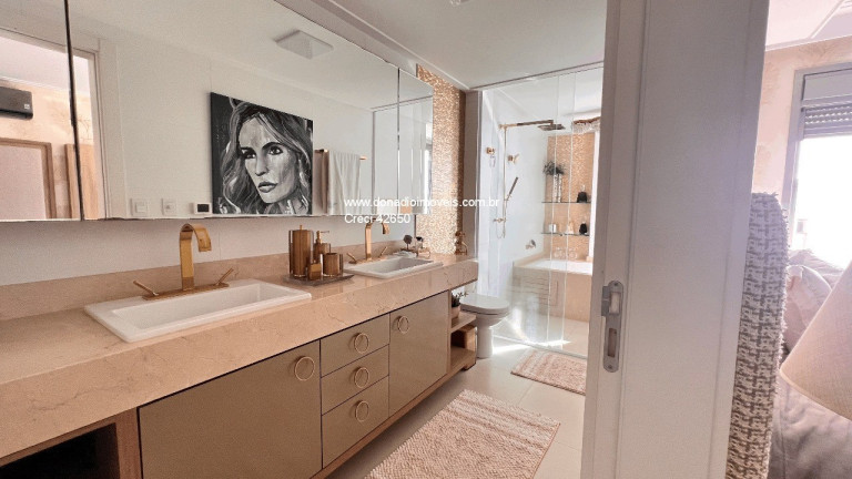 Apartamento com 3 Quartos à Venda, 209 m² em Agronômica - Florianópolis