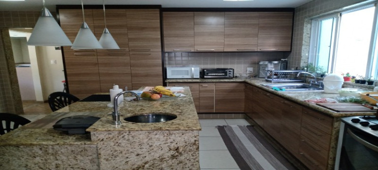 Imagem Casa com 3 Quartos à Venda, 250 m² em Vila Valqueire - Rio De Janeiro