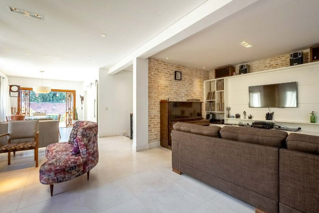 Imagem Casa com 3 Quartos à Venda, 372 m² em Indianópolis - São Paulo Imagem Casa com 3 Quartos à Venda, 372 m² em Indianópolis - São Paulo
