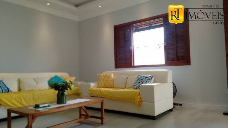 Imagem Casa com 3 Quartos à Venda, 218 m² em Parque Hotel - Araruama Imagem Casa com 3 Quartos à Venda, 218 m² em Parque Hotel - Araruama