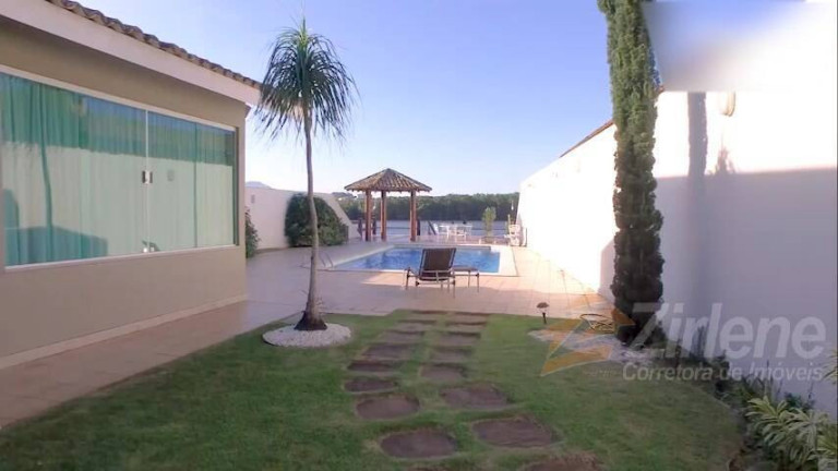 Imagem Casa com 4 Quartos à Venda, 600 m² em Olaria - Guarapari