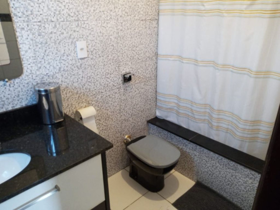 Imagem Sobrado com 3 Quartos à Venda, 290 m² em Cidade Edson - Suzano