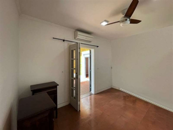 Imagem Casa com 4 Quartos à Venda, 800 m² em Vila Santo Antônio - Cotia Imagem Casa com 4 Quartos à Venda, 800 m² em Vila Santo Antônio - Cotia