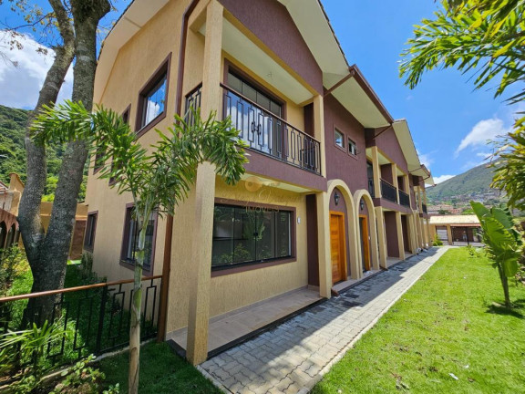 Casa com 3 Quartos à Venda, 116 m² em Nossa Senhora De Fátima - Teresópolis