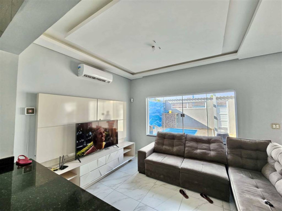 Imagem Casa com 3 Quartos à Venda, 250 m² em Solemar - Praia Grande Imagem Casa com 3 Quartos à Venda, 250 m² em Solemar - Praia Grande