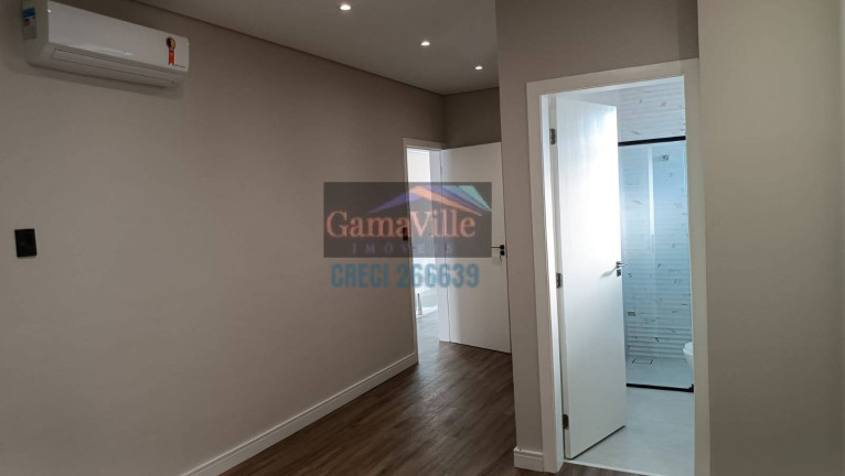 Imagem Casa de Condomínio com 3 Quartos à Venda, 210 m² em Parque Residencial Itapeti - Mogi Das Cruzes