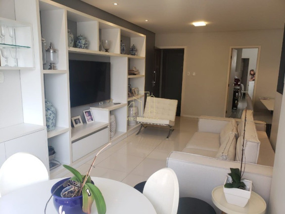 Imagem Imóvel com 3 Quartos à Venda, 100 m² em Caminho Das árvores - Salvador Imagem Imóvel com 3 Quartos à Venda, 100 m² em Caminho Das árvores - Salvador