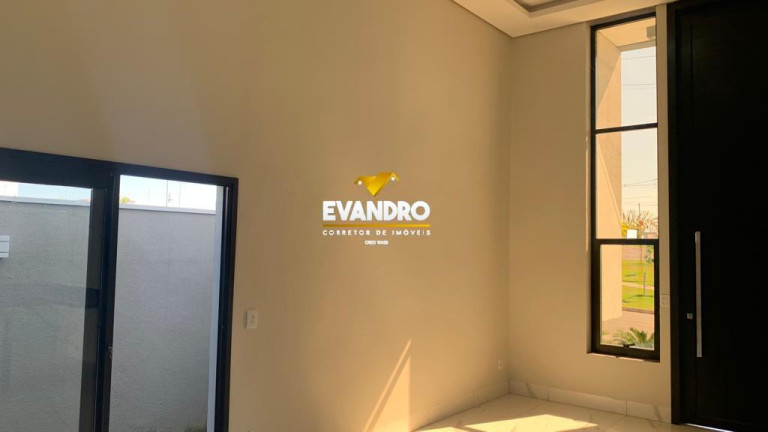Imagem Casa com 3 Quartos à Venda, 250 m² em Condomínio Primor Das Torres - Cuiabá