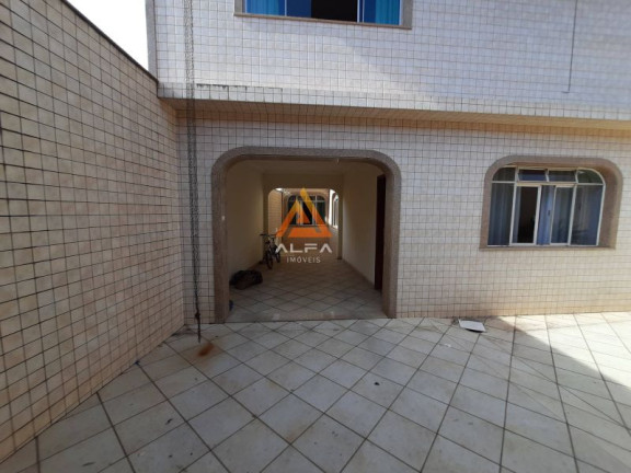 Imagem Casa com 4 Quartos à Venda, 200 m²