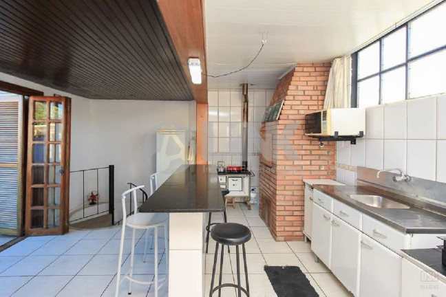 Imagem Imóvel com 2 Quartos à Venda, 92 m² em Azenha - Porto Alegre Imagem Imóvel com 2 Quartos à Venda, 92 m² em Azenha - Porto Alegre