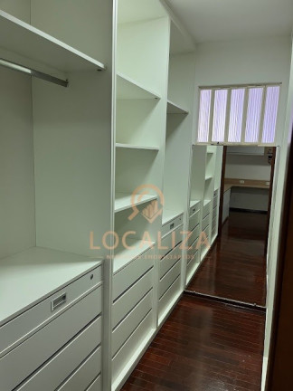 Imagem Casa com 3 Quartos à Venda, 400 m² em Bosque Dos Eucaliptos - São José Dos Campos Imagem Casa com 3 Quartos à Venda, 400 m² em Bosque Dos Eucaliptos - São José Dos Campos