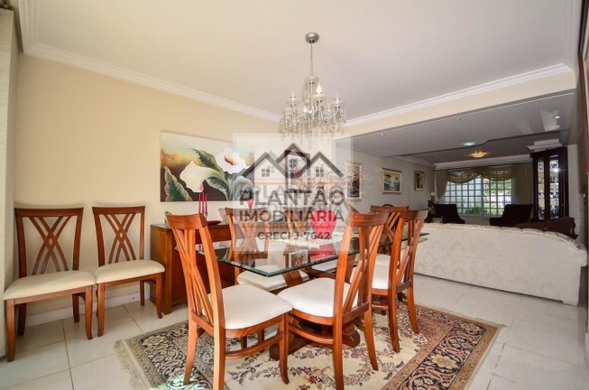 Imagem Sobrado com 3 Quartos à Venda, 237 m² em Boa Vista - Curitiba