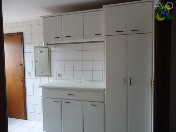 Imagem Apartamento com 3 Quartos à Venda, 141 m² em Cambuí - Campinas