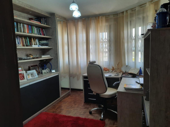Imagem Casa com 3 Quartos à Venda, 186 m² em Xaxim - Curitiba Imagem Casa com 3 Quartos à Venda, 186 m² em Xaxim - Curitiba