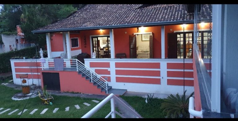 Casa com 2 Quartos à Venda, 330 m² em Chácara Santa Maria - Cotia