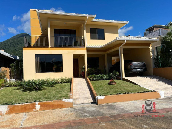 Casa com 4 Quartos à Venda, 228 m² em Praia De Fora - Palhoça