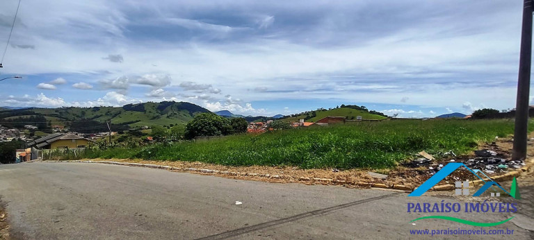 Imagem Terreno à Venda, 409 m² em Centro - Paraisópolis Imagem Terreno à Venda, 409 m² em Centro - Paraisópolis