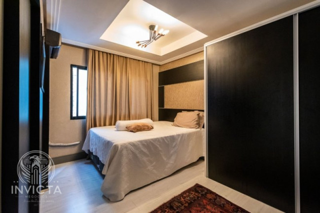 Imagem Apartamento com 3 Quartos à Venda, 134 m² em Centro - Balneário Camboriú Imagem Apartamento com 3 Quartos à Venda, 134 m² em Centro - Balneário Camboriú