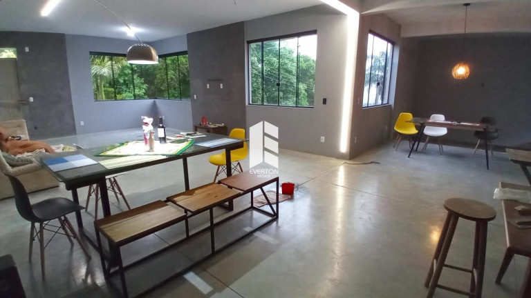 Imagem Sala Comercial à Venda, em Nossa Senhora Do Perpétuo Socorro - Santa Maria Imagem Sala Comercial à Venda, em Nossa Senhora Do Perpétuo Socorro - Santa Maria