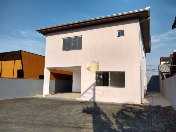 Sobrado com 3 Quartos à Venda, 200 m² em São Francisco - Camboriú