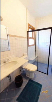 Imagem Casa com 5 Quartos para Temporada, 150 m² em Descansópolis - Campos Do Jordão