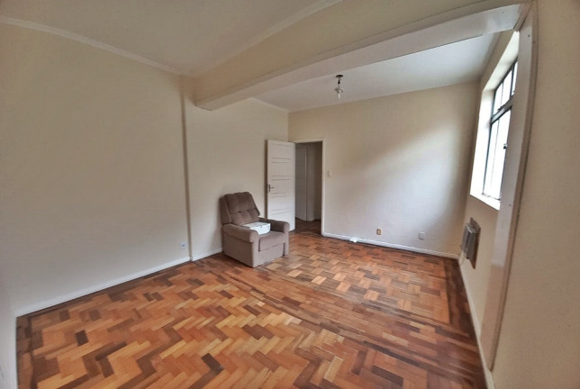 Imagem Imóvel com 3 Quartos à Venda,  em Passo Da Areia - Porto Alegre