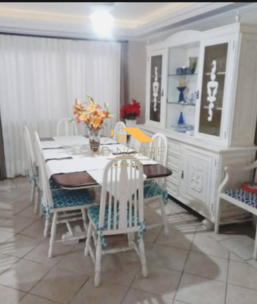 Imagem Casa com 5 Quartos à Venda, 260 m² em Enseada - Guarujá