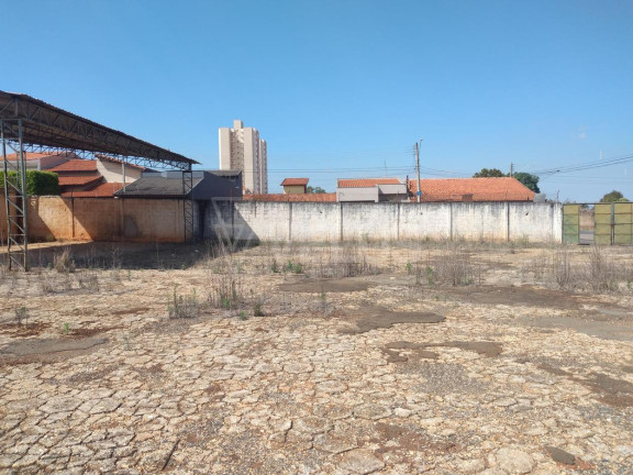 Imagem Terreno à Venda, 200 m² em Vila Oliveira - Itapetininga Imagem Terreno à Venda, 200 m² em Vila Oliveira - Itapetininga