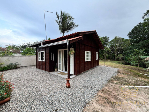 Imagem Casa com 5 Quartos à Venda, 102 m² em Pinheiros - Balneário Barra Do Sul Imagem Casa com 5 Quartos à Venda, 102 m² em Pinheiros - Balneário Barra Do Sul