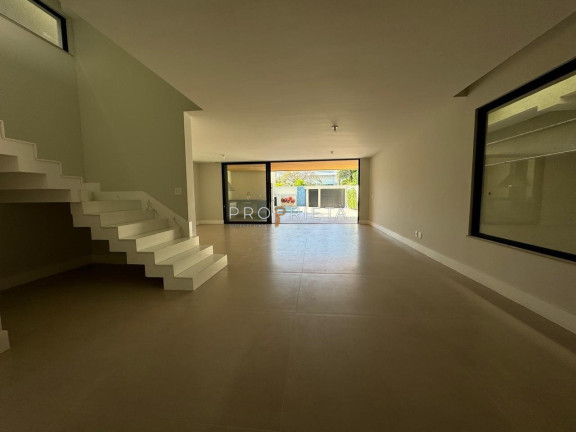 Imagem Casa de Condomínio com 5 Quartos à Venda, 450 m² em Barra Da Tijuca - Rio De Janeiro Imagem Casa de Condomínio com 5 Quartos à Venda, 450 m² em Barra Da Tijuca - Rio De Janeiro