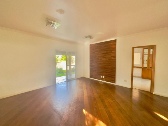 Imagem Casa com 4 Quartos à Venda, 270 m² em Granja Viana - Cotia Imagem Casa com 4 Quartos à Venda, 270 m² em Granja Viana - Cotia
