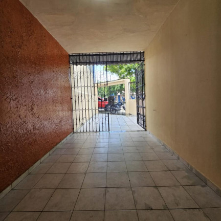 Imagem Casa com 2 Quartos para Alugar, 75 m² em Sacramenta - Belém