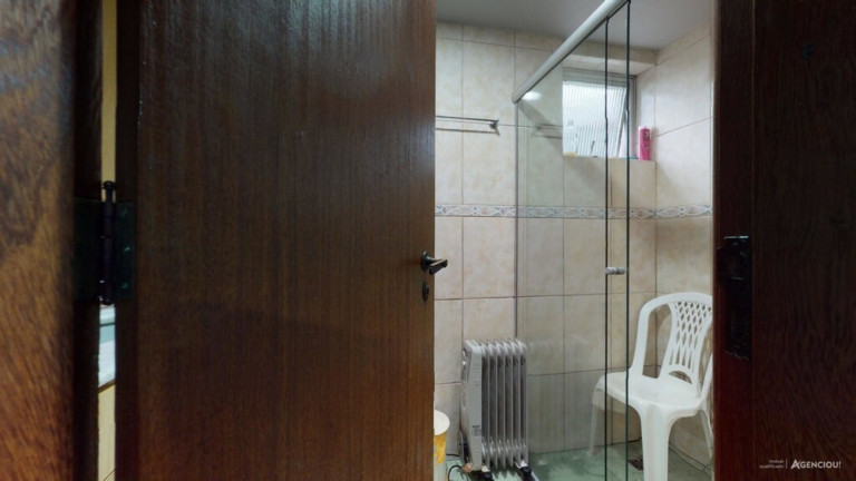 Imagem Imóvel com 3 Quartos à Venda, 104 m² em Petrópolis - Porto Alegre Imagem Imóvel com 3 Quartos à Venda, 104 m² em Petrópolis - Porto Alegre