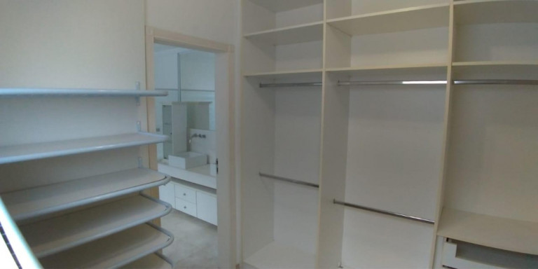 Imagem Casa de Condomínio com 4 Quartos à Venda, 360 m² em Alphaville 06 - Alphaville