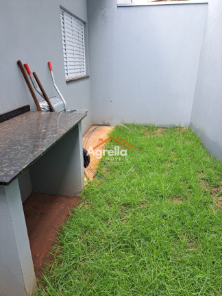 Imagem Casa com 2 Quartos à Venda, 71 m² em Vila São João - Mogi Guaçu Imagem Casa com 2 Quartos à Venda, 71 m² em Vila São João - Mogi Guaçu