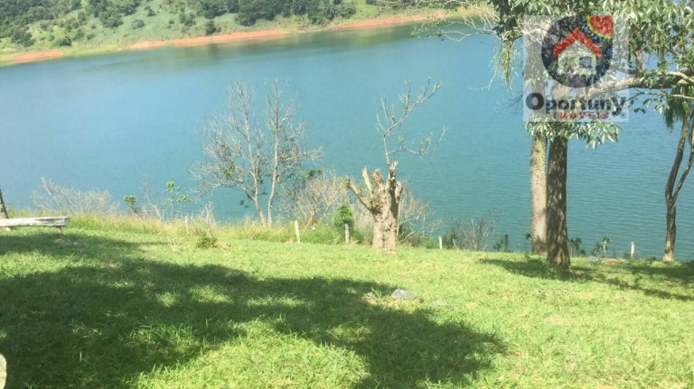 Imagem Imóvel com 3 Quartos à Venda, 5.000 m² em Centro - Igaratá